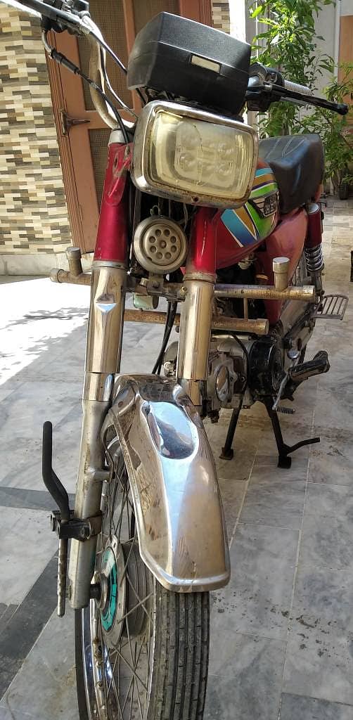 motorcycle for urgent sale 70cc 5