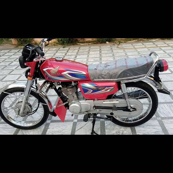 Honda 125 model 2022All punjab number 4