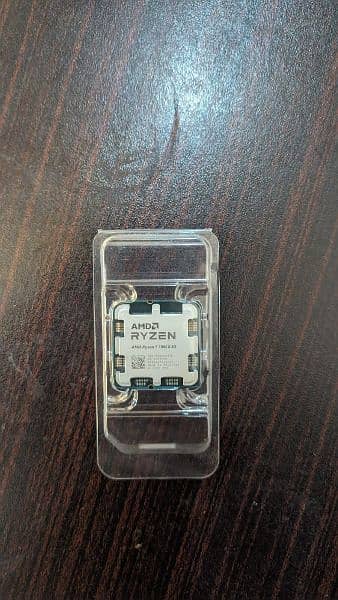 AMD Ryzen 7 7800X3D 0
