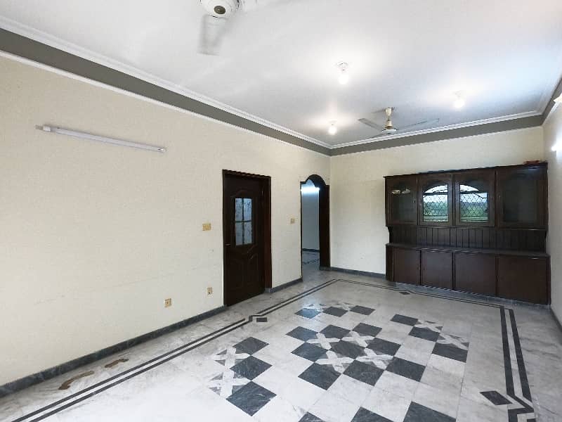 Prominently-Located House Available In PCSIR Housing Scheme Phase 1 - Block A For sale 24