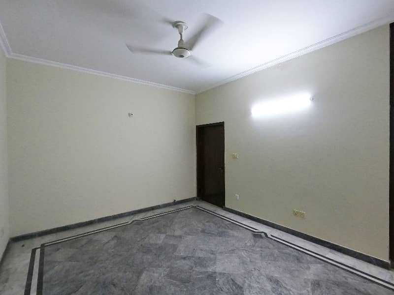 Prominently-Located House Available In PCSIR Housing Scheme Phase 1 - Block A For sale 26