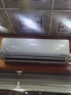 1.5 tan Inverter AC haier Only two season used 0