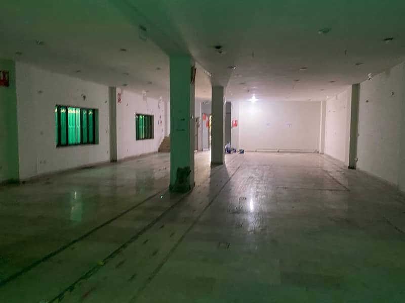 9000 Sqft Commercial Building For Rent Johar Town Phase 2 4