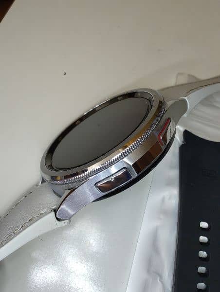 Samsung Galaxy watch 6 classic 47mm 5
