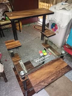 COMPUTER TABLE