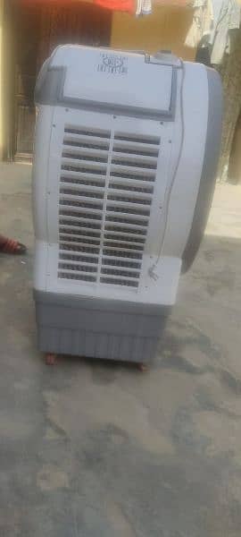 only 1month use new condition double power motor with water box 4