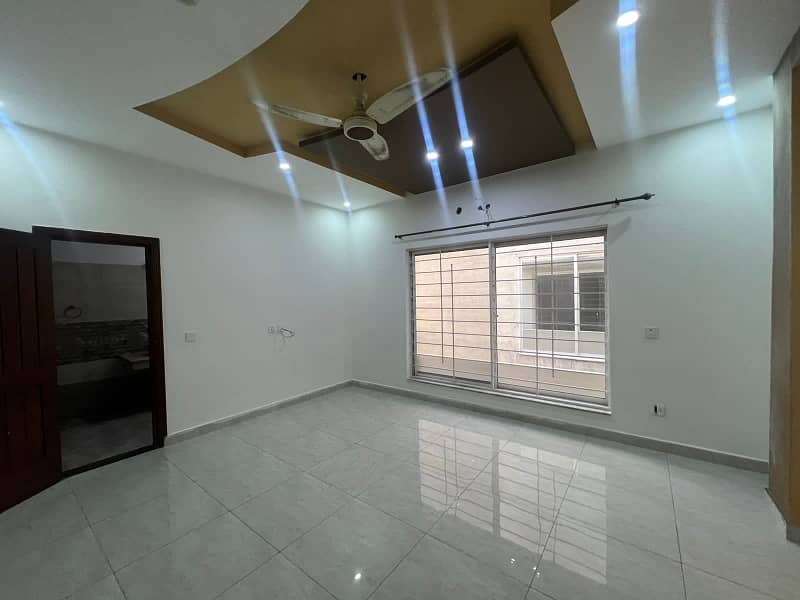 10 Marla Brand New Condition Upper Portion With Gas Available For Rent In Canal Garden Near Bahria Town Lahore 7