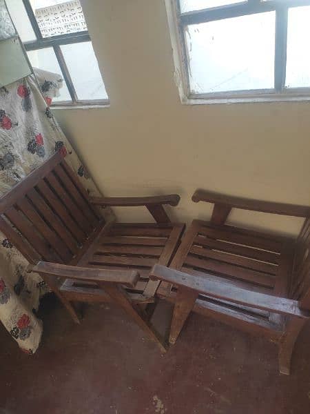 bed and chairs for sale 03111510662 2