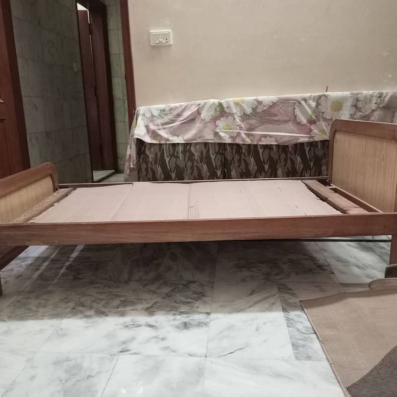 Iron Stand and Single Bed set 4