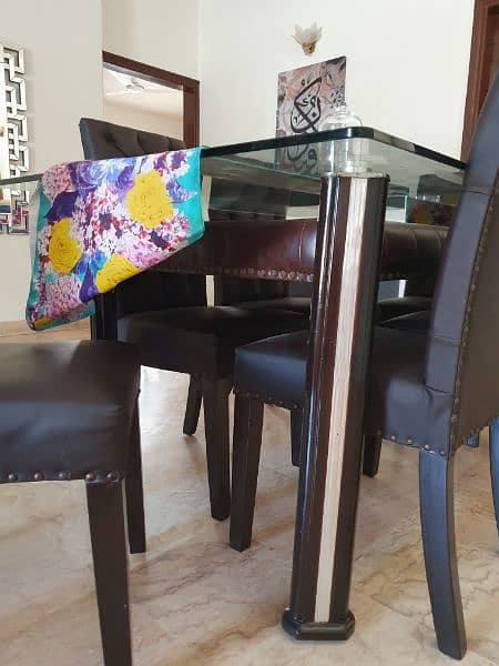 Six seater dining table 4