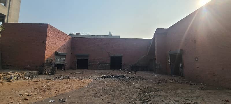3.5 Kanal Warehouse At Ferozpur Road 27