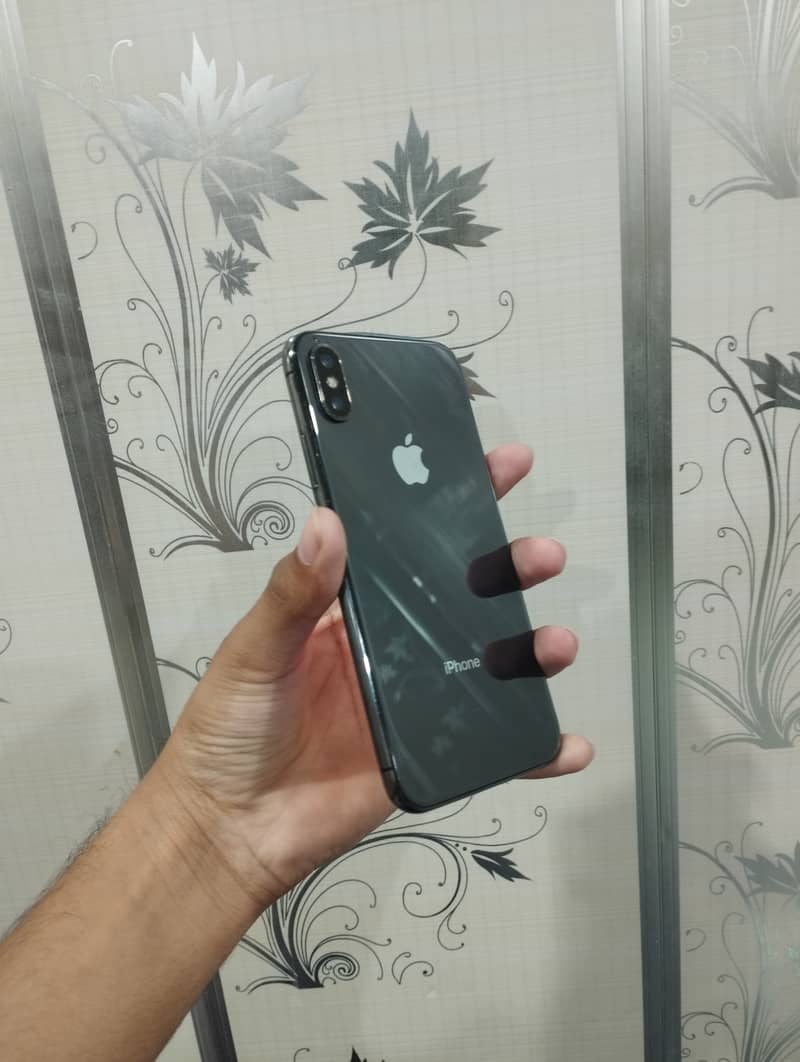 Iphone x Pta approved 64gb 10/10 condition 0