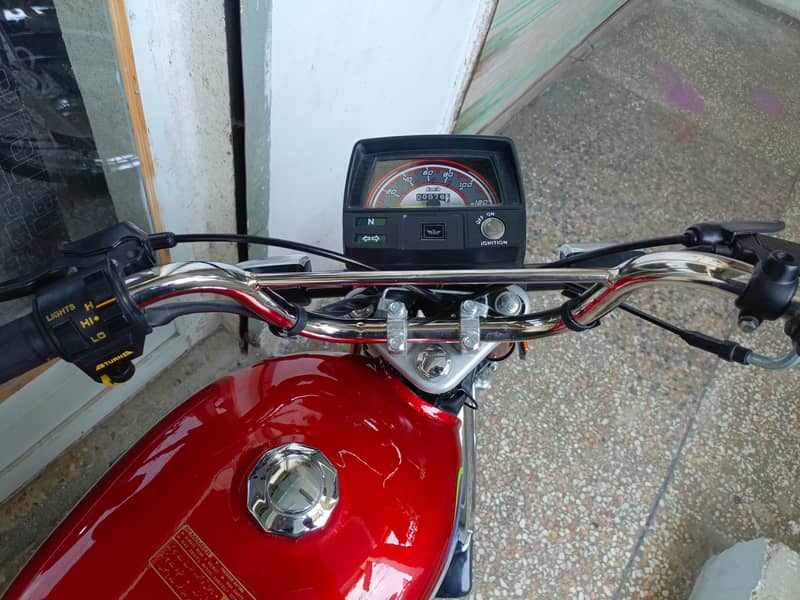Ravi 70 CC 2024 Applied for Showroom Condition 4