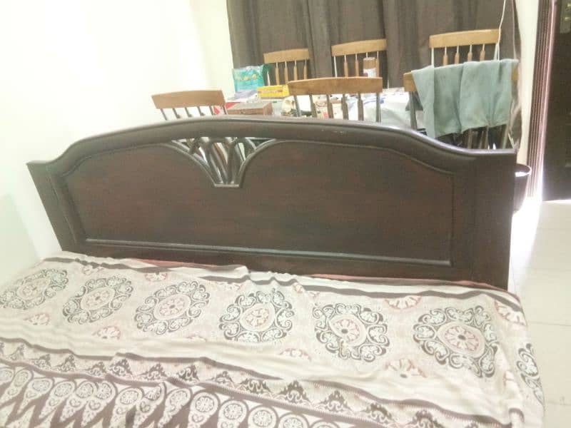 wood bed set with dressing table 1