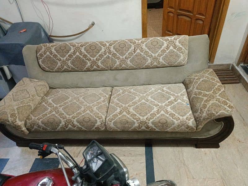 7 Seater Sofa set for sale 10