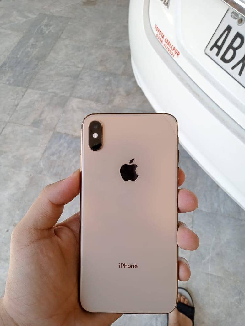 iPhone XS MAX PTA APPROVED 64 gb 1