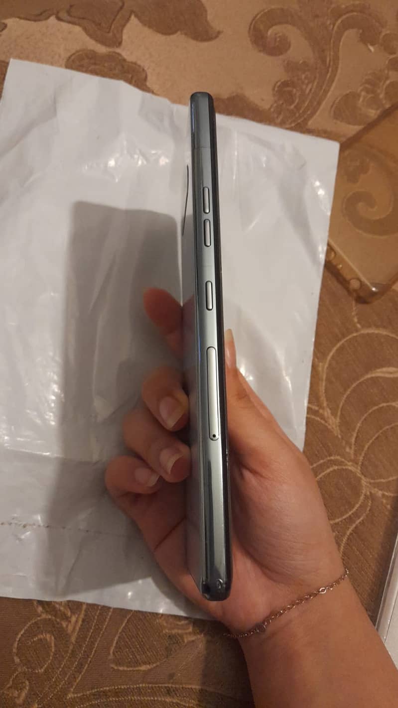 LG stylo 6 with pen. 64GB good condition 4