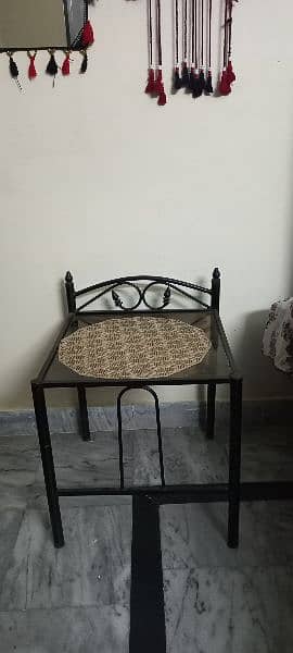 Iron bed 2