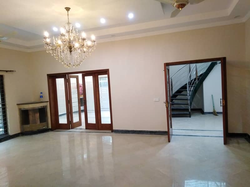 1 Kanal Modern Excellent Design House For Rent At Prime Location Of DHA 19