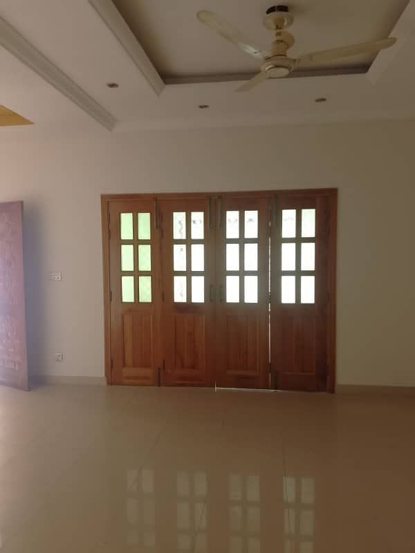 10 marla double unit house available for sale in bahria town phase 3 4