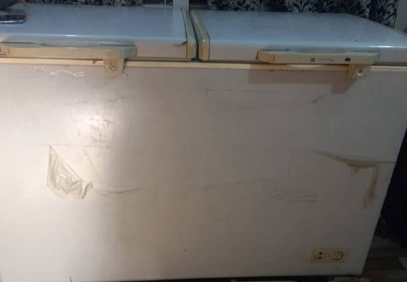 pel refrigerator 2 door good condition 0