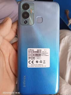 Infinix hot 12play with full box . 10/10 condition. 03026251116 0