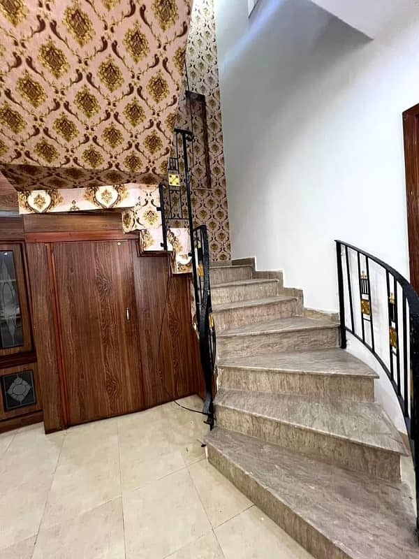 10 Marla Fully Renovated House For Rent In Lake City - Sector M-7 Lahore 6