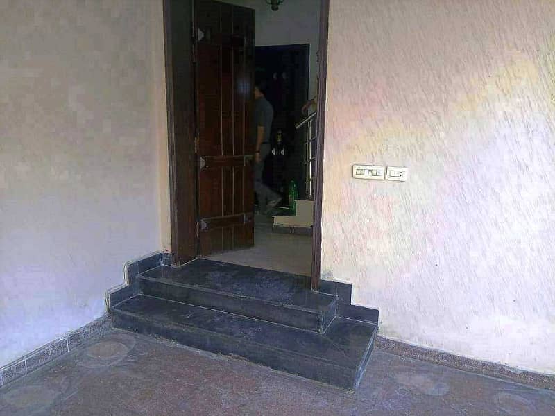 Exclusive Opportunity Immaculate 3-Bed House For Sale Perfect For Comfortable Living & Investment 1