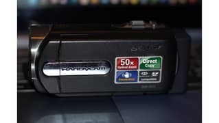 SONY DCR-SX15E SD CAMCORDER (WITH FREE ORIGINAL SD CARD) 0