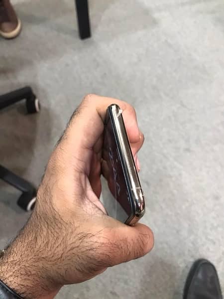 iphone Xs max 64Gb PTA Approved (JV) 4