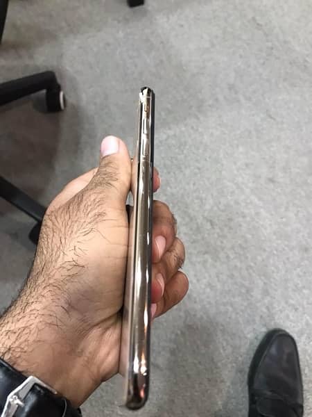 iphone Xs max 64Gb PTA Approved (JV) 6