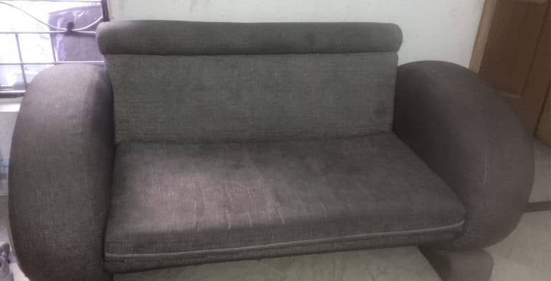 2 sofa sets for sale 0