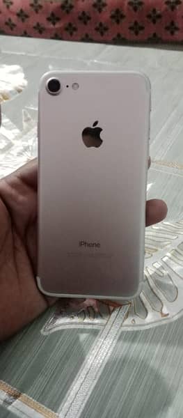 I-PHONE 7  PTA APPROVED 7