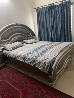 Deco paint double bed