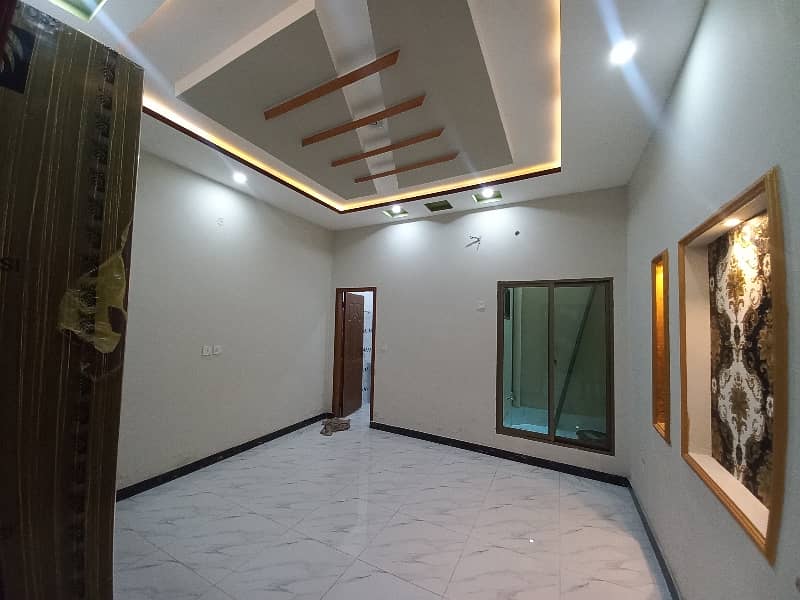 3.5 Marla Brand New Triple story house near Multan Road Sceem mor Etehad Colony Allama iqbal town Lahore 7