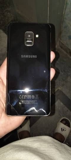Samsung A8,+