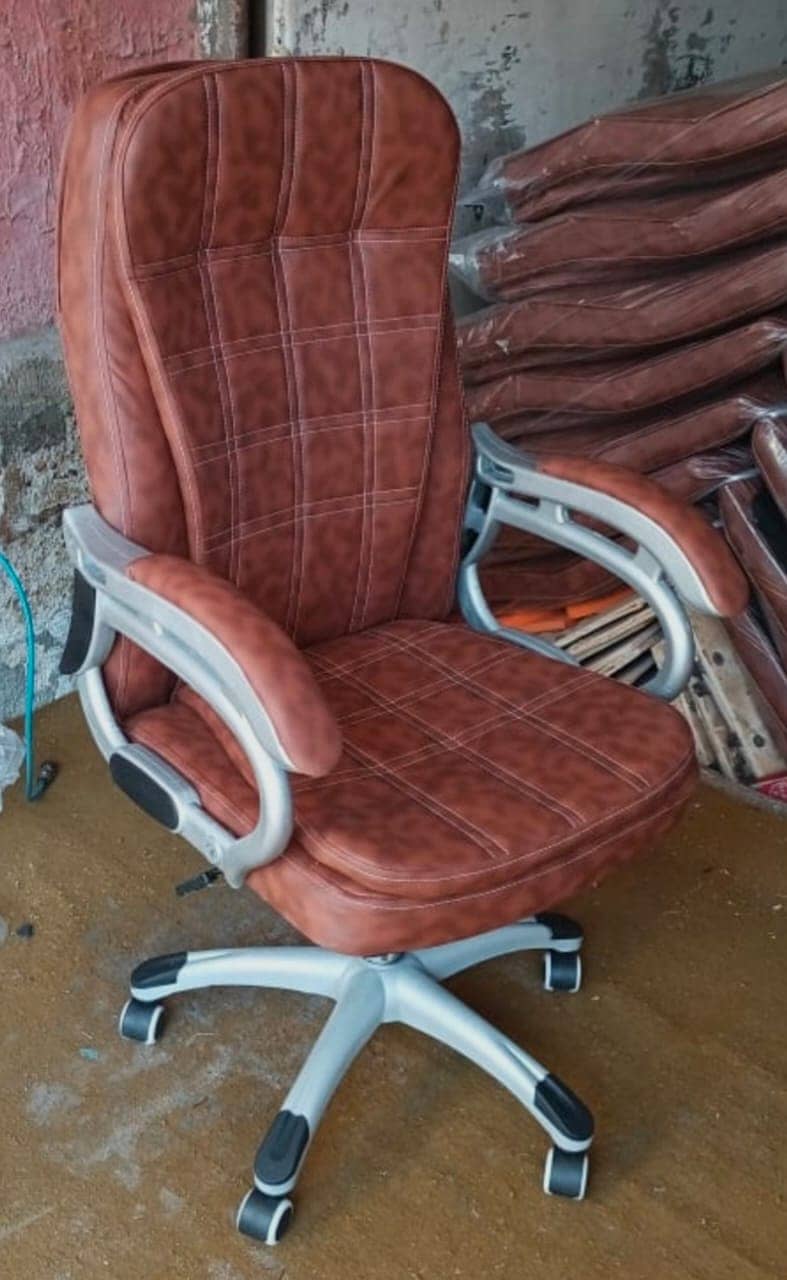 Office chair | Boss chair | revoving chair for sale | executive chair 1