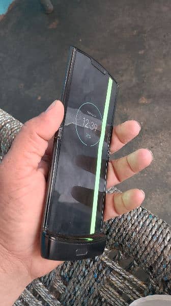 Motorola Razr Flip Mobile 5
