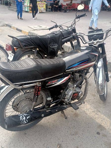 Honda 125 Lahore Registered in very good condition 1