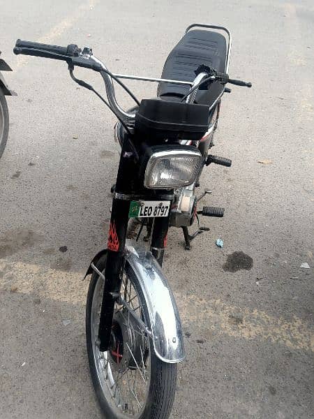 Honda 125 Lahore Registered in very good condition 4
