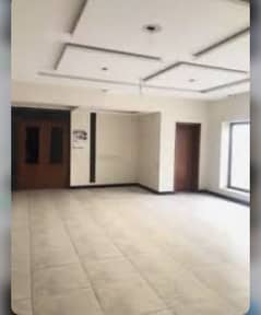 30 merla triple story building for rent hostel school college or any 0