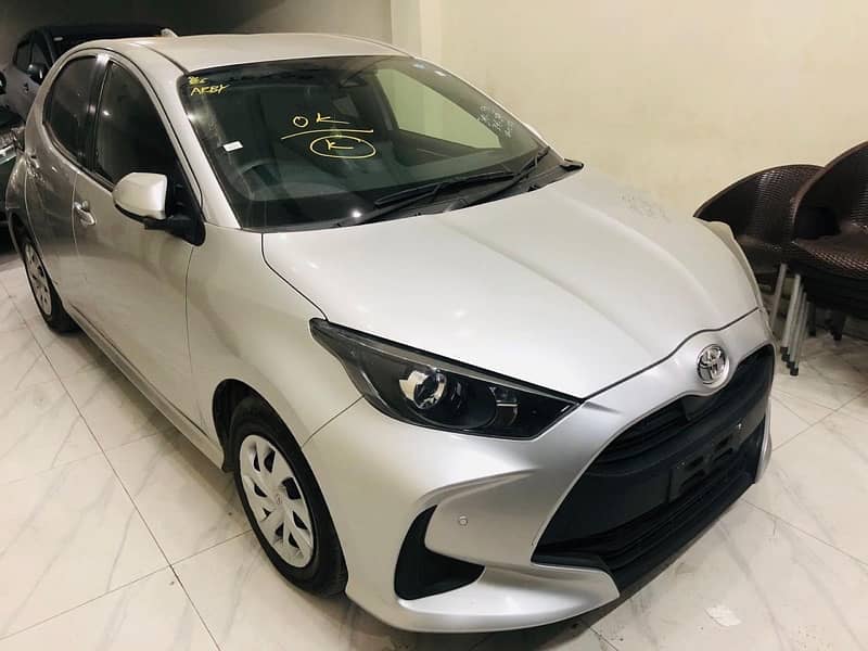 Toyota Yaris total genuine with auction sheet 4