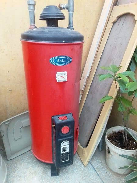 gas geysers for sale. condition 10/9 3