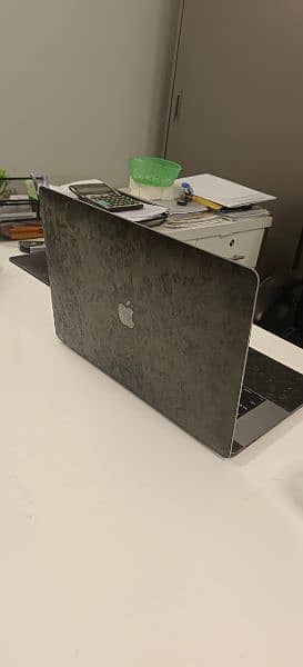 MacBook pro 15" 0