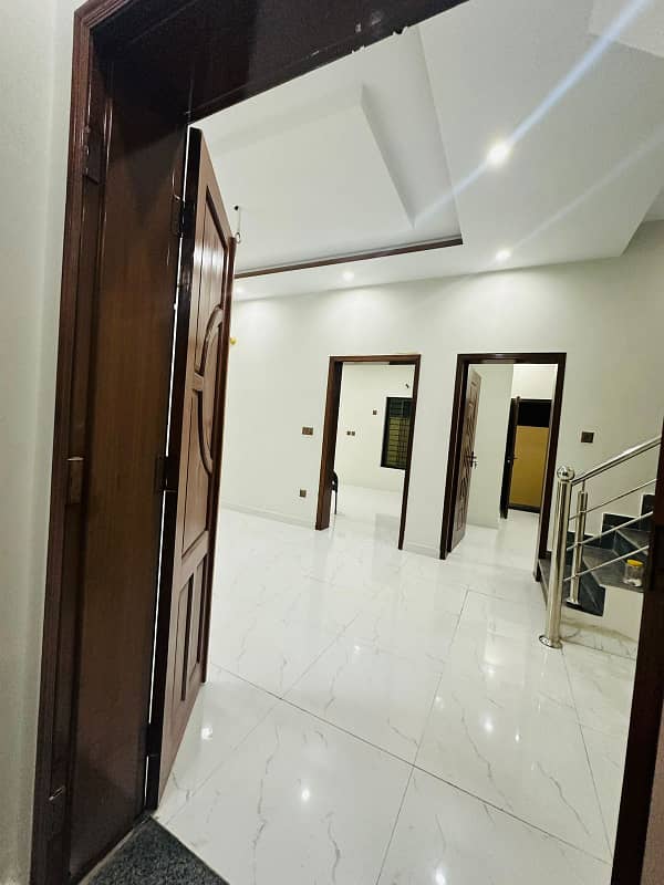 5 Marla House Are Available For Sale in Diamond Block in park view city Lahore 1