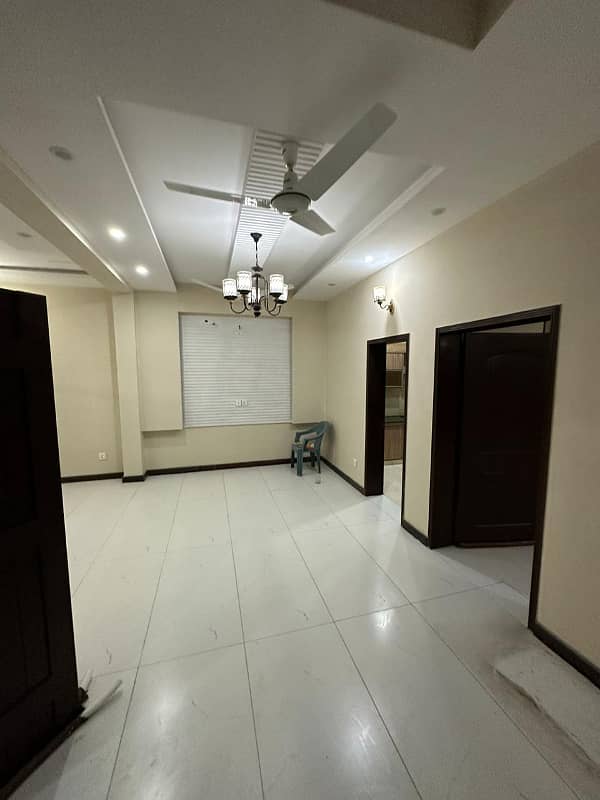 5 Marla House Are Available For Sale in Tulip Overseas Block in park view city Lahore 9