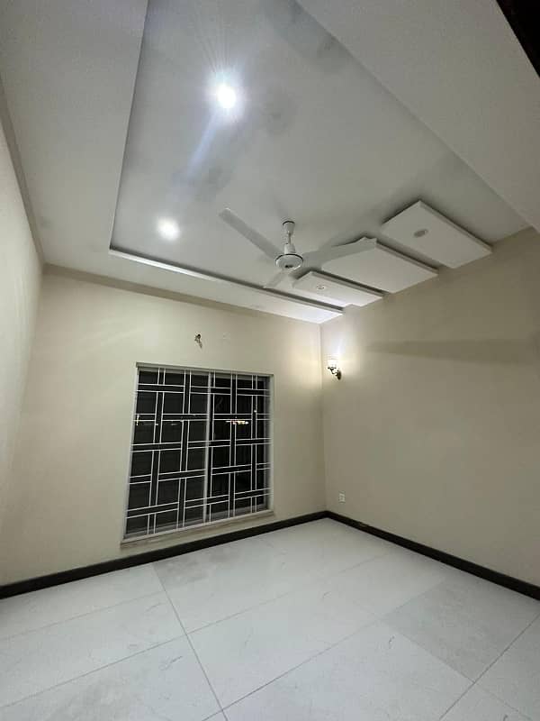 5 Marla House Are Available For Sale in Tulip Overseas Block in park view city Lahore 17