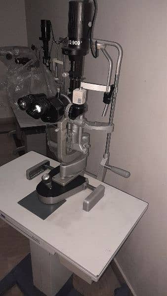 Ophthalmic equipment/Microscope oertli/iol master/Yag laser/phaco 18