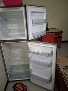 Electrolux medium size Refrigerator