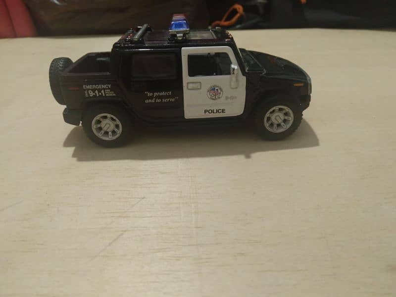 Kinsmart Metal Police car set 4